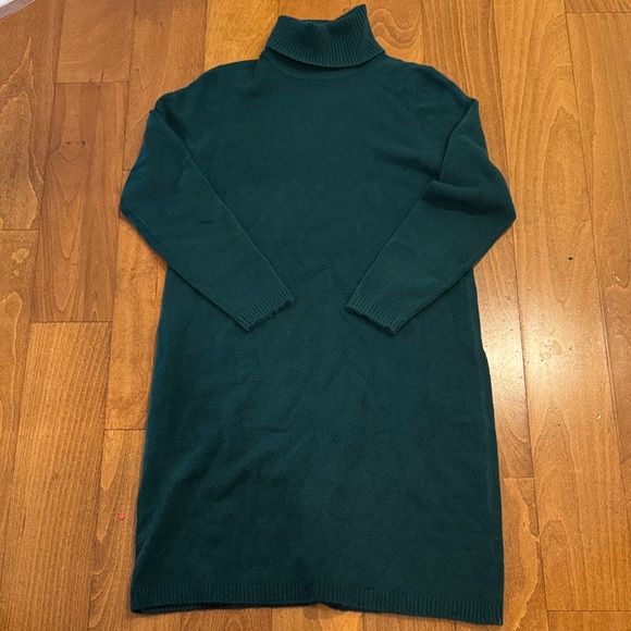 J. Crew Dresses & Skirts - J. Crew Deep Green Sweater Dress